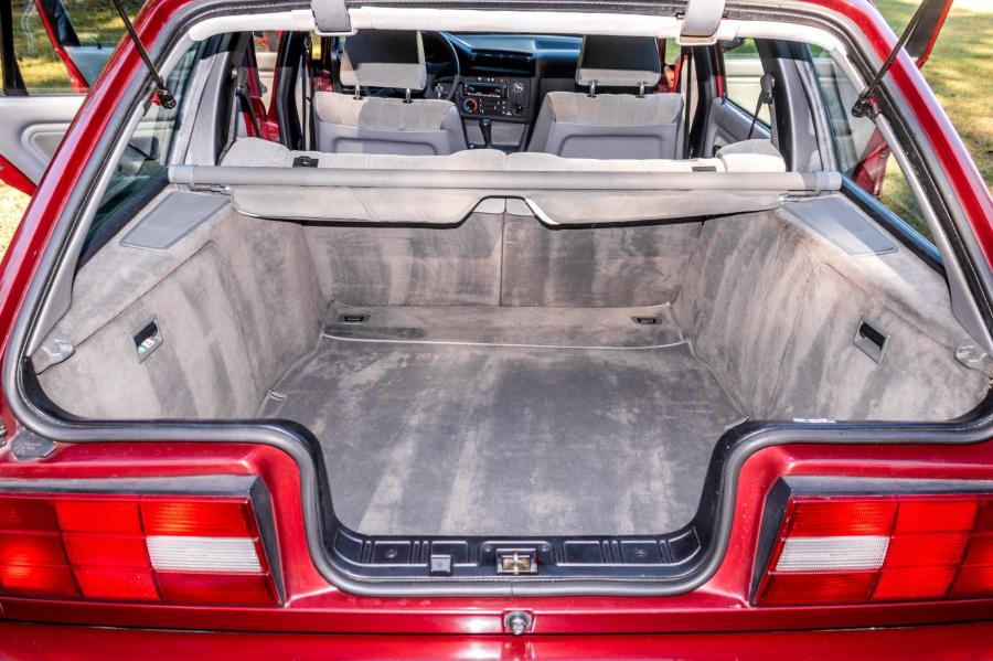 Багажник BMW 324td Touring (E30) 1991 года  (NA) (фото 78 из 94)